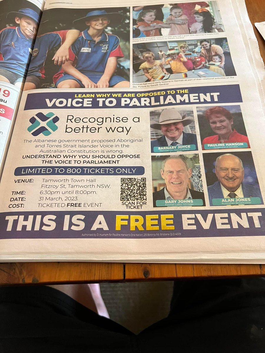 TAFEdefender's tweet photo. Look what these scumbags are up to! #Tamworth #protest @Barnaby_Joyce has not asked his own electorate. #YestotheVoice #downwithhate https://t.co/xko7OZthWu