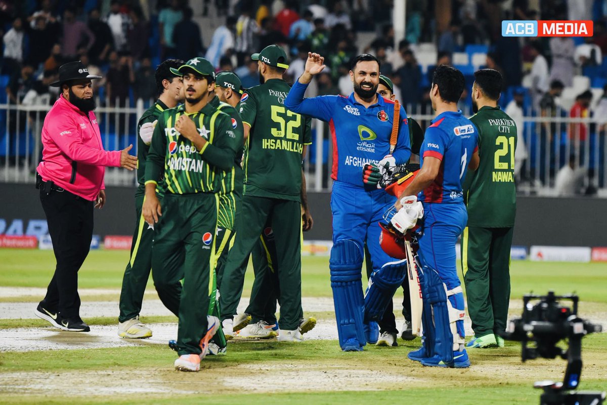 iamnajibzadran's tweet photo. Thank God for my role in making this day memorable!
We achieved a significant and historic achievement that enabled us to defeat team Pakistan and win the series against them for the first time.
We are just beginning to overlap the major team, congratulations to al nation https://t.co/xaXEmflvJD