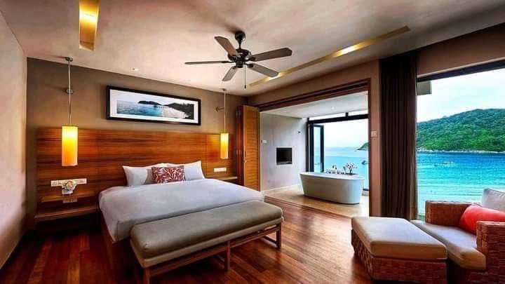 lokalisstay's tweet photo. Resort yang ada pantai persendirian dekat Terengganu 🌊 

📍The Taaras Beach Resort &amp; Spa 

Memang ngam habis jika bercuti ke sini. Resort cantik. 5 star lagi. View pantai dia pun nice teruk. Bolehlah create moments terindah korang bersama insan tersayang. 💕 https://t.co/FZTse7PX3Q