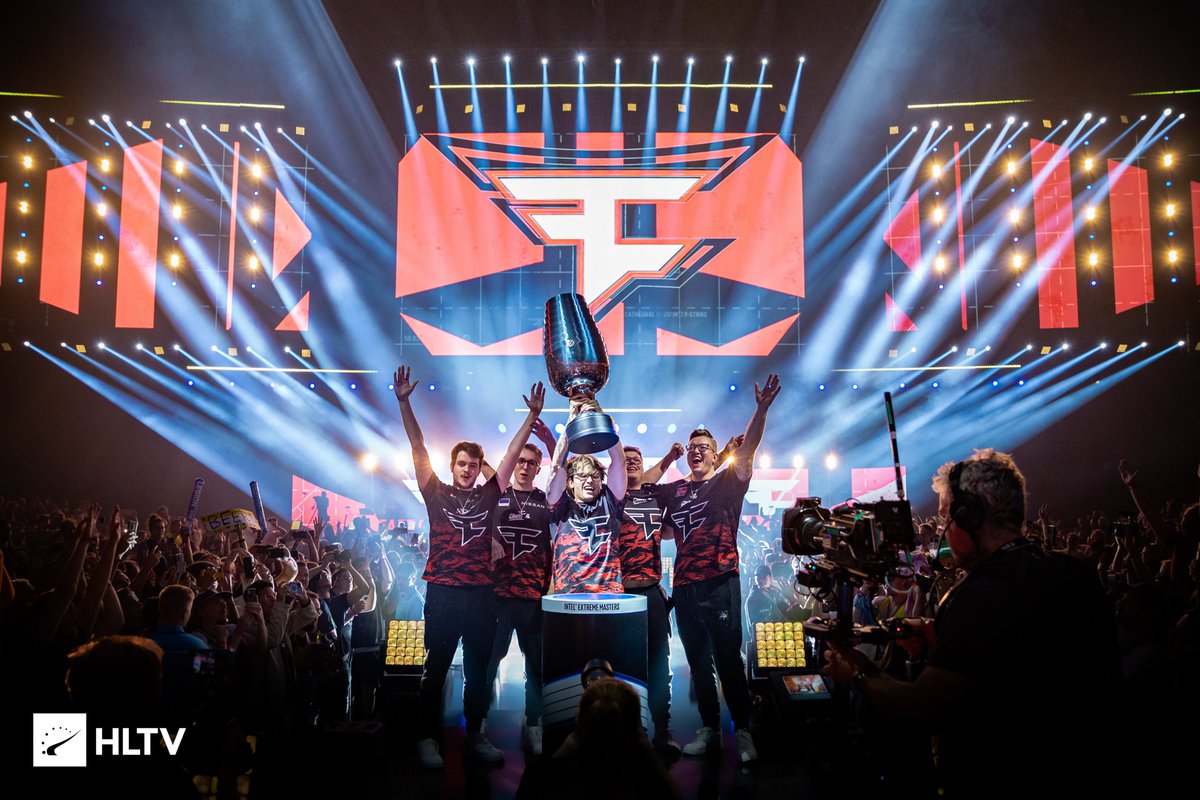 HLTVorg's tweet photo. A story in four parts 
#IntelGrandSlam https://t.co/ewezLRfPPY