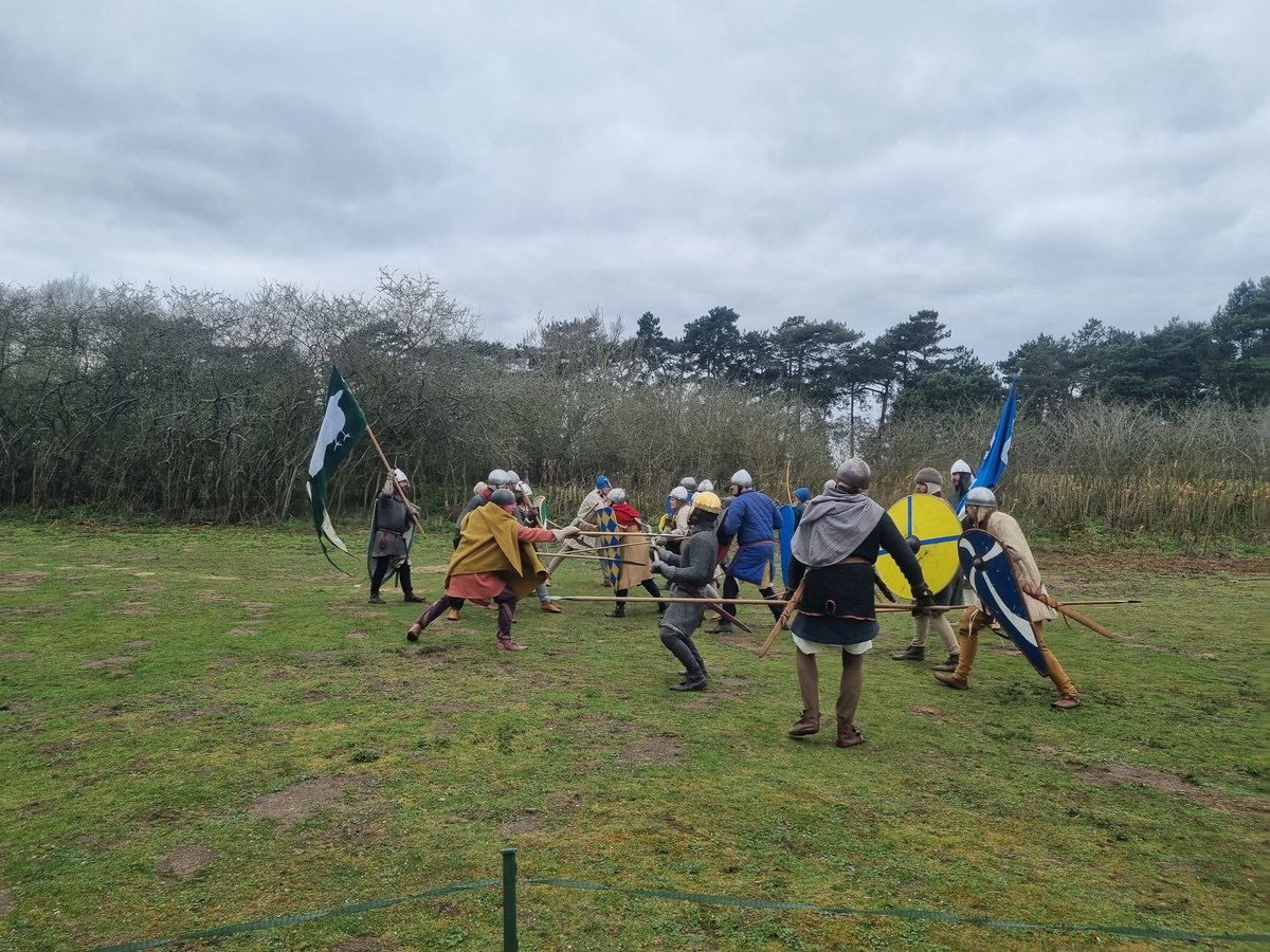 Angiemay73's tweet photo. @West_Suffolk @battleftrust @MoysesHallNews 
@DaveCJLP
#weststow
#BattleOfFornham1173
#reenactment https://t.co/4aGCCyCSjX