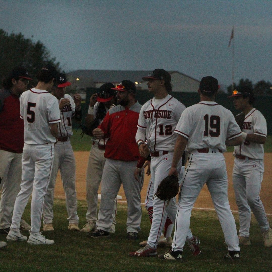 joe_6b's tweet photo. Let's Play Ball!!! ⚾❤️
Are you a Cardinal Player? DM me for your # for pictures! Tag your friends! 💯
#baseball #baseballlife #photooftheday #photography #photographer #photos #baseballballplayer #baseballer #southsideisd #baseball #sanantonio #highschoolbaseball #uilbaseball https://t.co/FesvgQP6sR