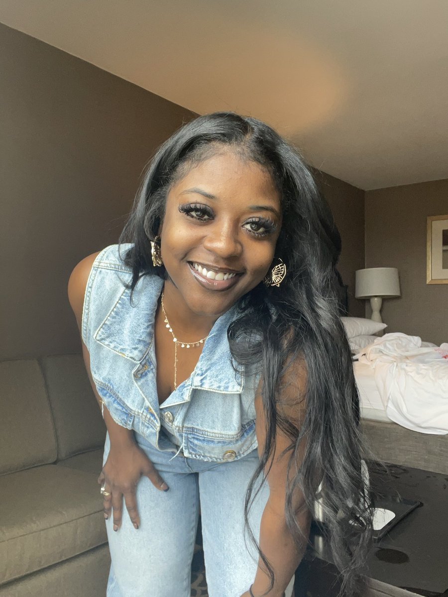 Sexy_LaCocaina's tweet photo. First of all , you’re like really pretty🤩🪬💓
#NoBareminimum #NaturalBeauty#darkskinbaddie #blackgirlluxury #NotNoneOfthem #viral #Blackgirltravel #AtlVibes #inyocitylookinggood🦋 https://t.co/FQQwNjxazn