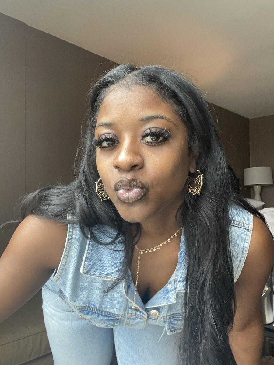 Sexy_LaCocaina's tweet photo. First of all , you’re like really pretty🤩🪬💓
#NoBareminimum #NaturalBeauty#darkskinbaddie #blackgirlluxury #NotNoneOfthem #viral #Blackgirltravel #AtlVibes #inyocitylookinggood🦋 https://t.co/FQQwNjxazn