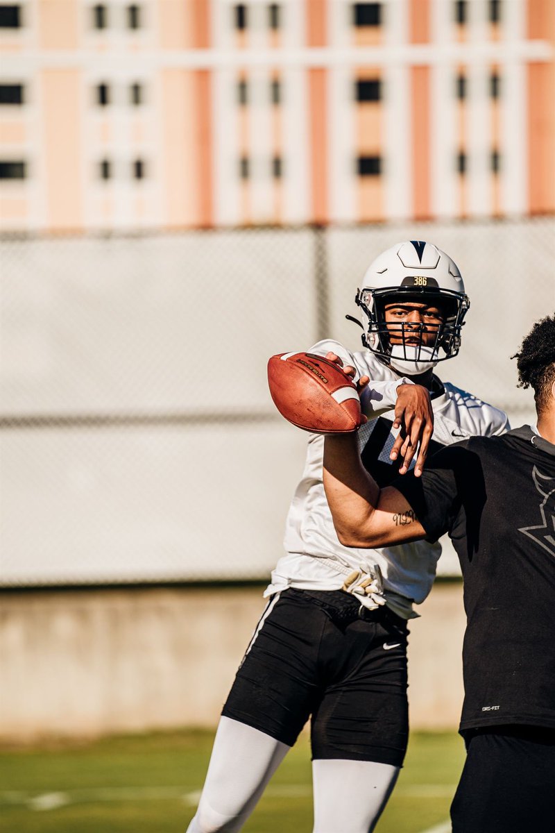 nick_antoine3's tweet photo. Feels good to be back @UCF_Football https://t.co/IX3W55d1dF