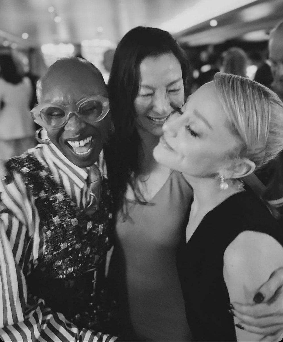 ArianaToday's tweet photo. 🪄 Ariana, Michelle Yeoh and Cynthia Erivo last night! https://t.co/nnsXDAhHE1