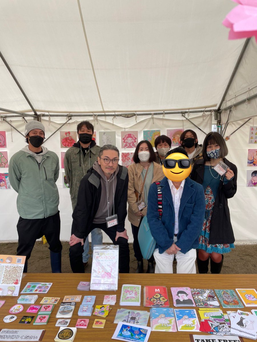 tell_art_'s tweet photo. 1/
#鈴鹿さくら祭り 終了しました🌸

たった1ヶ月半前に急遽決まったこの企画、短期間でたくさんの運営メンバーが集まってくれて、それぞれが得意なことを自発的に発揮してくれたからこそ今日の成功があります😌✨

改めてNFTは面白い！✨
『中年の青春』を満喫させてもらいました！😆笑 https://t.co/lSsrGYpb4K