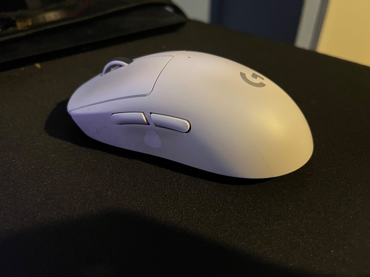 Zion_FPS's tweet photo. @LogitechG Just did. We grind for Valorant ranks. #LogitechGProXSuperlight #Valorant https://t.co/2uqS4fhyEl