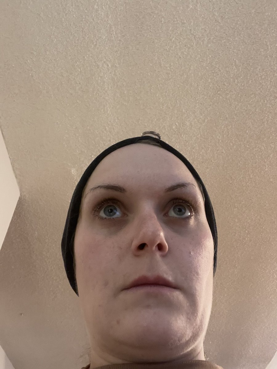 yourlocaljeww's tweet photo. realizing Kris Jenner’s full first name is Kristen https://t.co/p9Bnjgjrrk