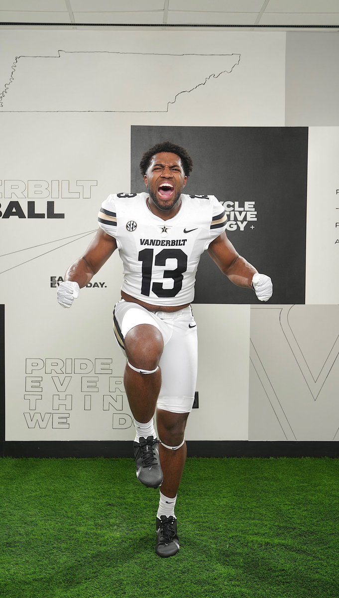 Chris Boyle (@chrisboyle_4) on Twitter photo Excited to announce my commitment to <a href="/VandyFootball/">Vanderbilt Football</a> as a grad transfer TE. Special thanks to Coach Lea, <a href="/CoachLustig/">Justin Lustig</a> and <a href="/coachjoeylynch/">Joey Lynch</a> for granting me the opportunity! #anchordown Excited to announce my commitment to <a href="/VandyFootball/">Vanderbilt Football</a> as a grad transfer TE. Special thanks to Coach Lea, <a href="/CoachLustig/">Justin Lustig</a> and <a href="/coachjoeylynch/">Joey Lynch</a> for granting me the opportunity! #anchordown