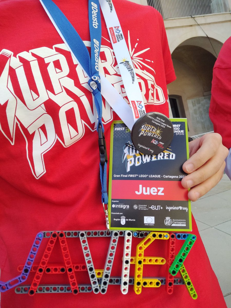 ArambarriCalvoJ's tweet photo. Ya en casa, después de mi segunda final nacional como juez.
Nos traemos recuerdos y regalos de muchos (demasiados 😃) equipos. Una gran experiencia, gracias a todos los que hacéis @FLL_Spain posible. ¡Gracias @Ingeniera_soy, equipos y voluntarios!

https://t.co/8zbpiptL9e https://t.co/jyaubSJxSG