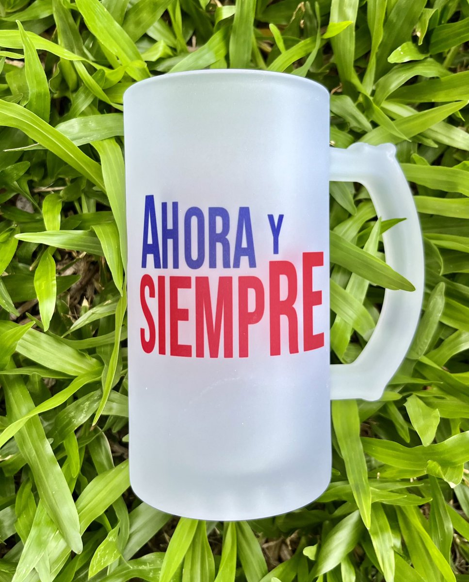 mlopez14_'s tweet photo. 𝐀𝐡𝐨𝐫𝐚 𝐲 𝐬𝐢𝐞𝐦𝐩𝐫𝐞 𝐞𝐥 𝐂𝐥𝐮𝐛 𝐆𝐢𝐠𝐚𝐧𝐭𝐞. 

Jarras con tu nombre, nro de socio o cualquier diseño. Epicas de verdad! 🤪 
Arranco el guti con toda y necesitas la tuya pa tus previas 🇳🇱

Dale rt bolso. 
👇🏼👇🏼
https://t.co/meRaFdTPMy https://t.co/1wQ54ODoAs