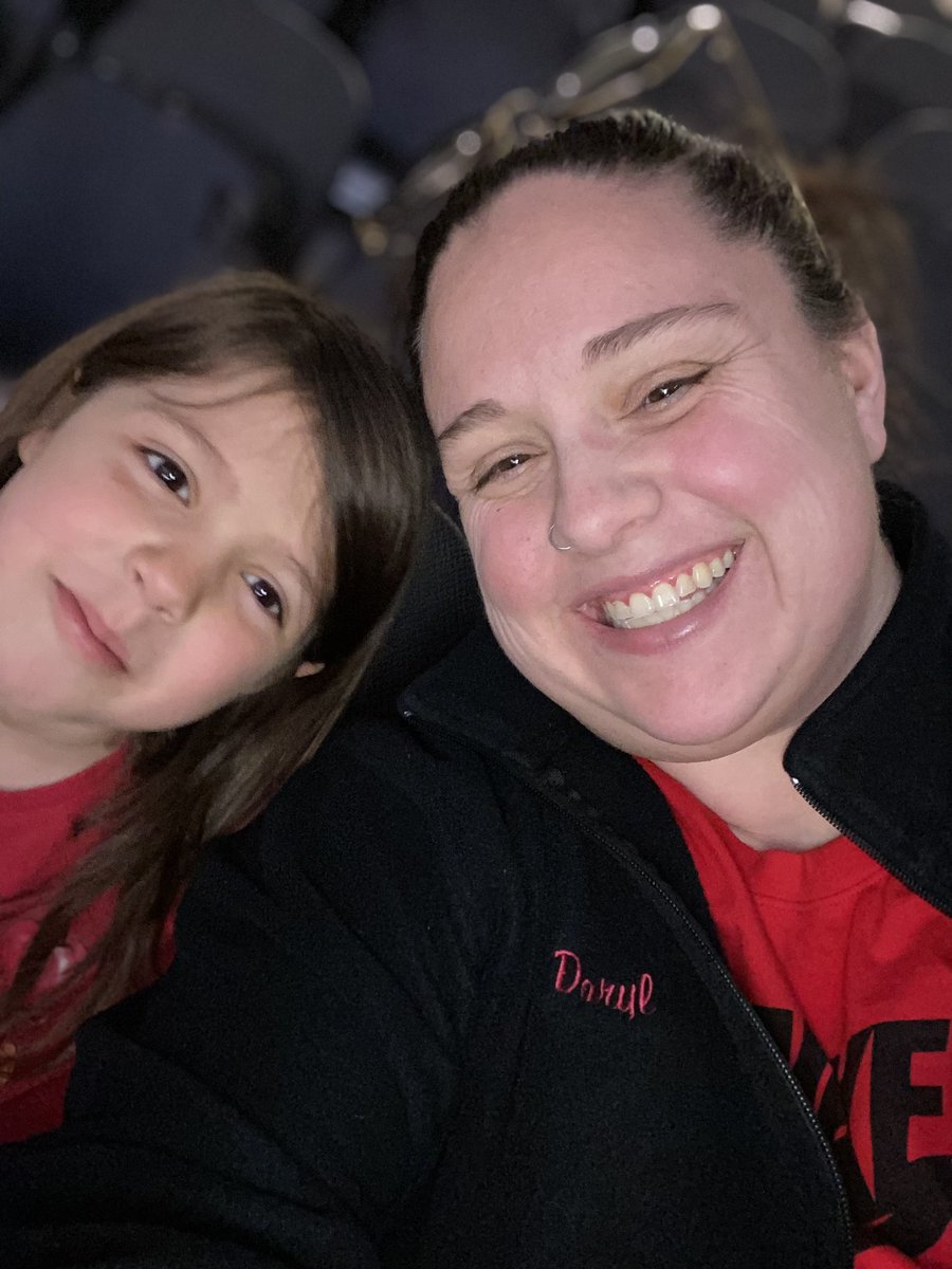 HKBaird00's tweet photo. Go cards! Here to watch @haileyvanlith play! #mmselfie https://t.co/LkBlWWhEah