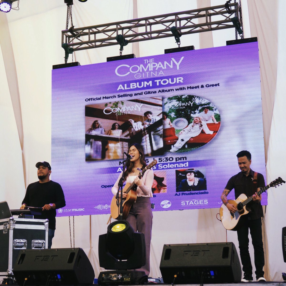 tarsierrecords's tweet photo. Happy hearts with @officialsabmusi as always for @thecompanysing's GITNA album tour 💘
#TheCompanY Mall Show
📍 Ayala Malls Solenad
🗓March 26, 2023
#SAB #GITNA https://t.co/qcOoLqRV3w