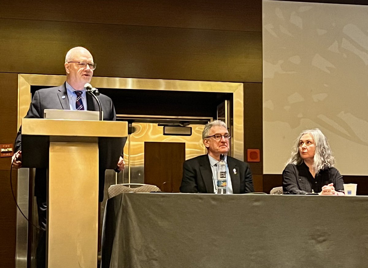 sludchs's tweet image. SLU faculty presented at the Higher Learning Commission Conference in Chicago. Ellen Crowell (Director of University Core), David Pole (@slu_ipe) &amp;amp; Anthony Breitbach (@sludchs) discussed “Advancing Quality and Sustainability, Aligning University Core with IPE”
#HLC2023 #OneSLU