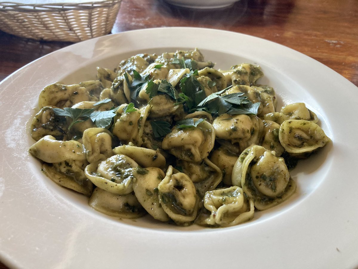 MarcHurBoston's tweet photo. This place is a seriously pleasant surprise. #Zitis https://t.co/fEs3NNA8sy