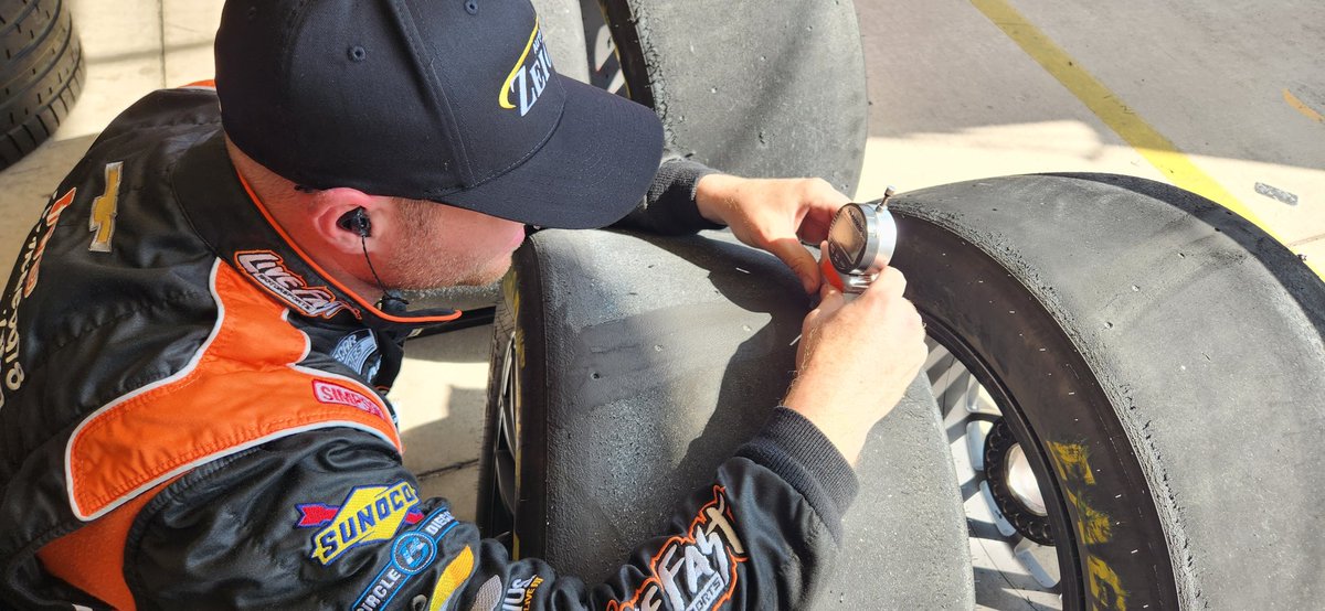 lost_10mmsocket's tweet photo. The tires get checked after every pit stop
@zeigler_racing @teamlivefast @NASCARatCOTA #livezeiglerfast #cota #circuitoftheamericas #zeiglerracing #teamzeigler #pitpasses #vipcontest #nascar75 https://t.co/a1ZIURYDmX