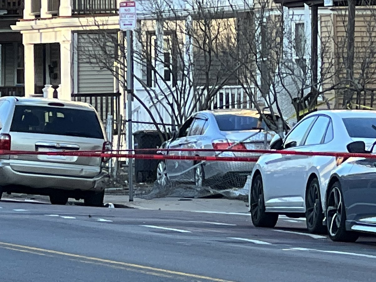 victoria price on Twitter "BREAKING Boston PD on scene of a car crash into what appears to be