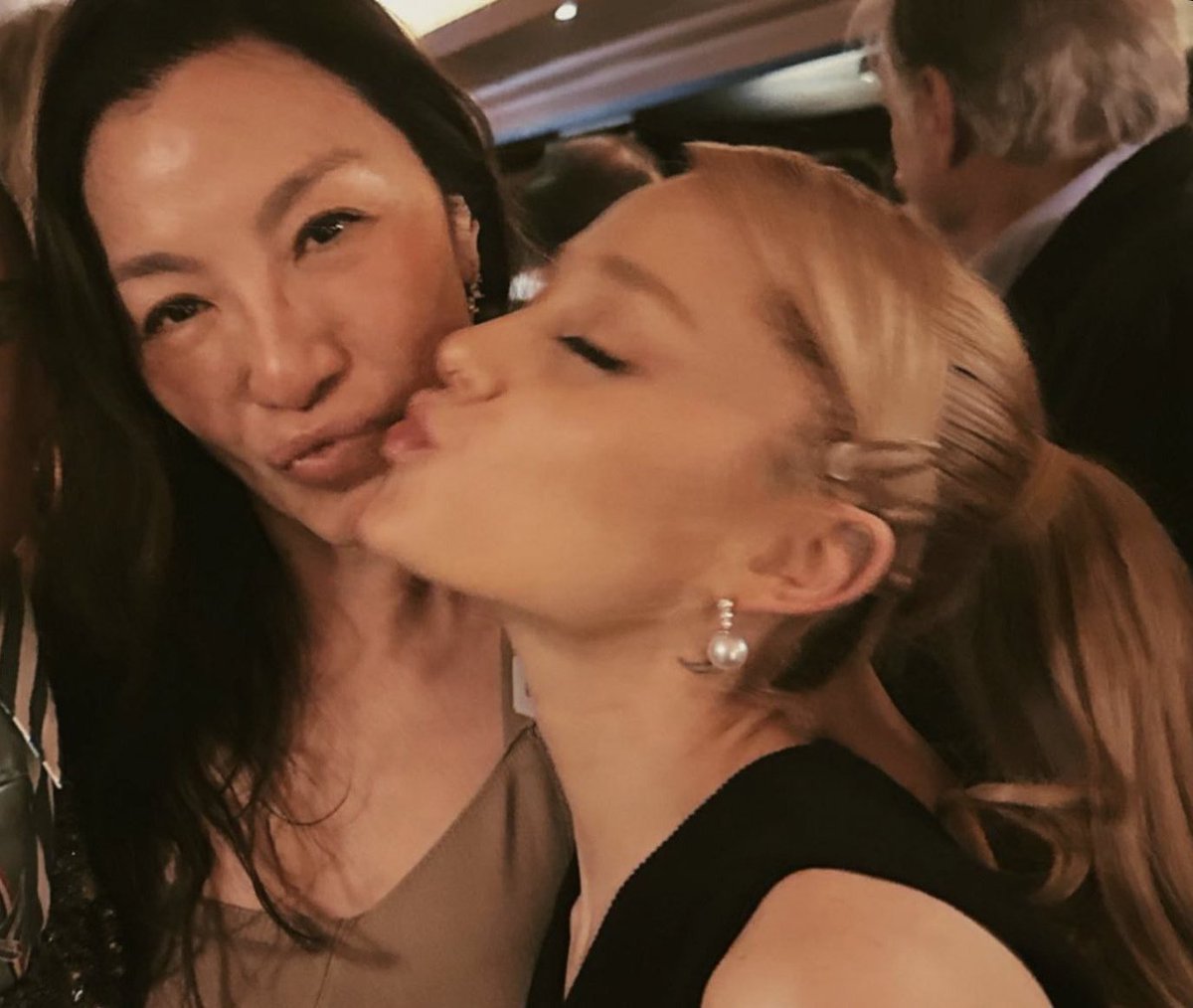 offttble's tweet image. preciosa preciosa preciosa