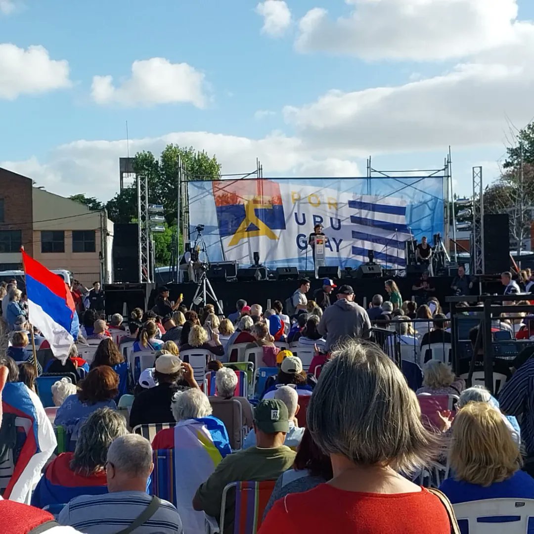 Comite_Marcha's tweet photo. A 52 años del primer acto Frenteamplista el comité Marcha dijo presente! ✊
Celebramos acompaños 
La unidad y el compromiso de seguir luchando por los derechos y la igualdad 🔴🔵⚪ https://t.co/qR517vdAv8