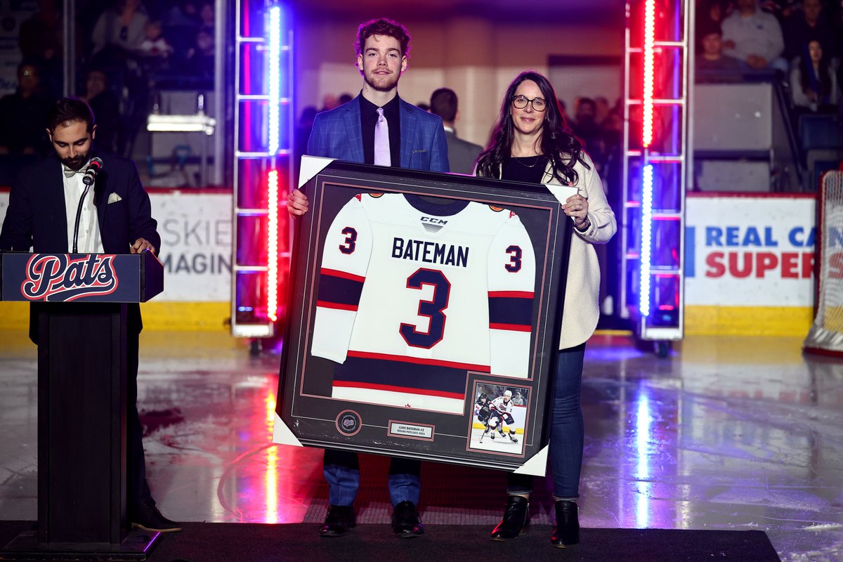 WHLPats's tweet photo. Last night we presented our three graduating players with a framed game worn jersey of theirs, presented by their families!

Thank you to Luke Bateman, Tanner Brown &amp; Riley Ginnell for all your hard work &amp; for representing our organization with class.

📸: @keithhershphoto https://t.co/E14x4sWhaN