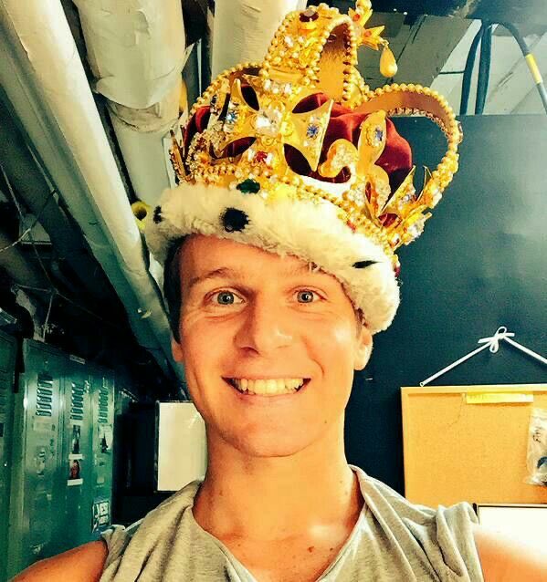 Happy birthday Jonathan Groff! I hope you have a great day!    