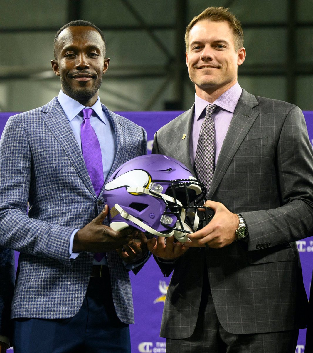 vikesinsider (@vikesinsider) on Twitter photo Kirk Cousins offered to take a discount in an extension with the #Vikings this off-season.
The team turned it down.
Why? Minnesota's front office is "intrigued" by the idea of a young QB on a rookie deal.
Source: <a href="/AccessVikings/">Access Vikings</a>
Link: spotify.link/7gDeA8lEuyb Kirk Cousins offered to take a discount in an extension with the #Vikings this off-season.
The team turned it down.
Why? Minnesota's front office is "intrigued" by the idea of a young QB on a rookie deal.
Source: <a href="/AccessVikings/">Access Vikings</a>
Link: spotify.link/7gDeA8lEuyb