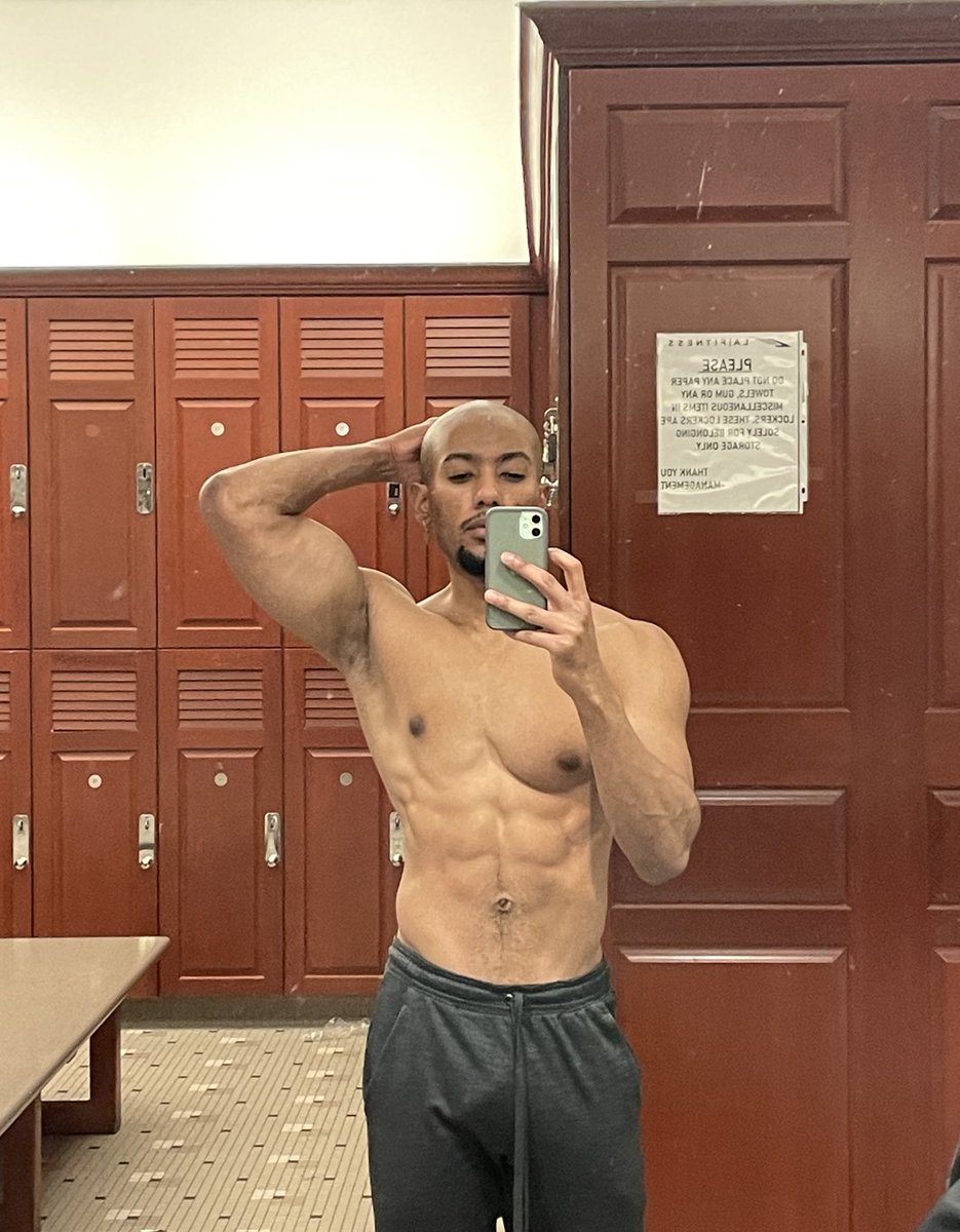 FsLjUMvWIAAK_dv?format=jpg&name=medium