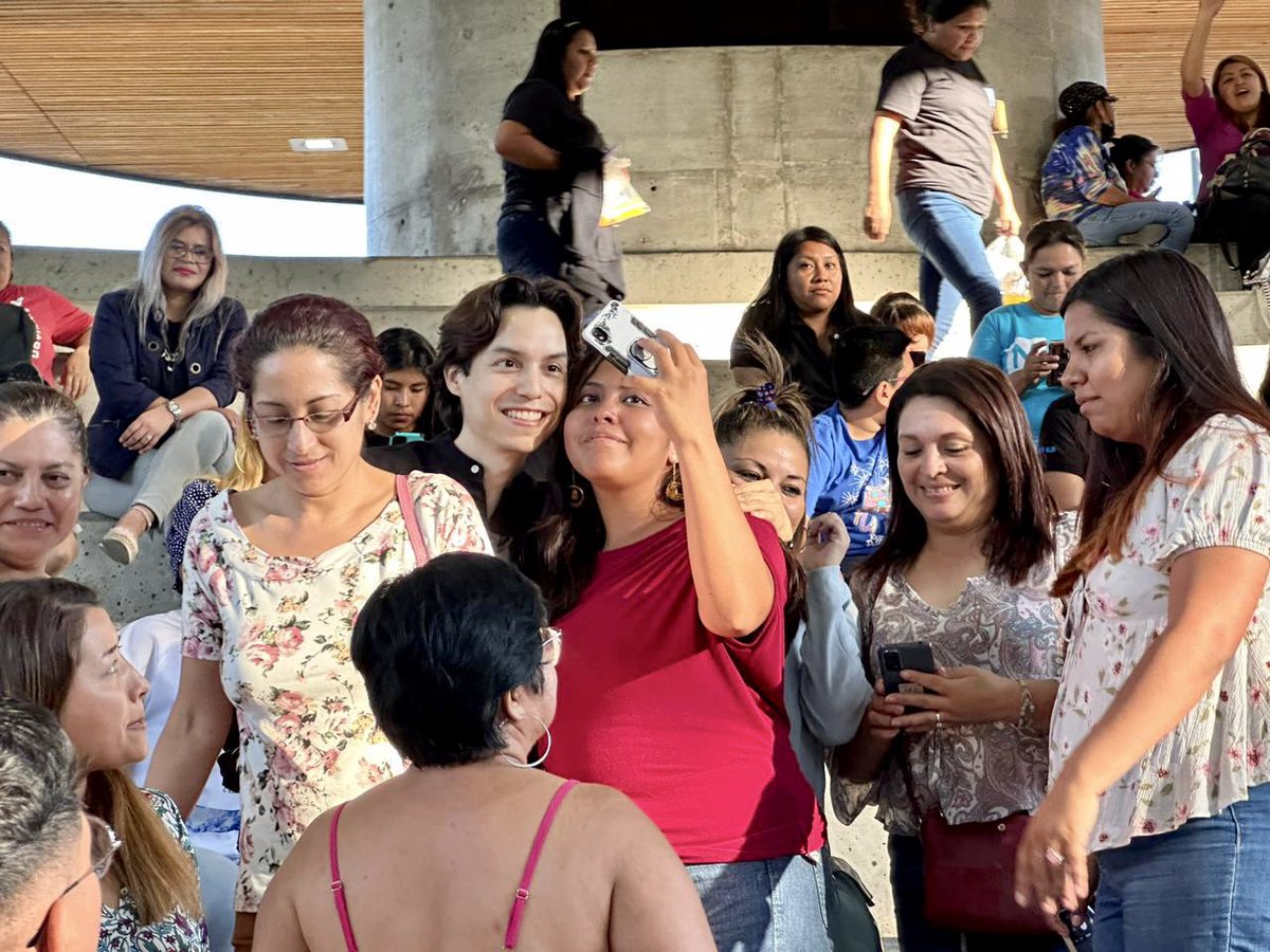 rodrigoayalasv's tweet photo. Un espacio dedicado a las mujeres del departamento de San Salvador. 

Inspirado por su lucha continua, firmeza, inteligencia y valentía para alcanzar una sociedad cada vez más justa.

¡Gracias por tanto! 🇸🇻 https://t.co/gm11rW8WRf