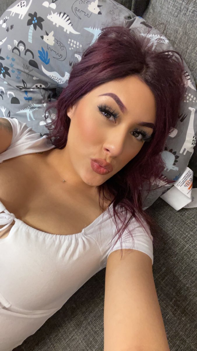 Ashhhley0616's tweet photo. We’ll see how long this hair color last. https://t.co/oNb7y6qVSZ