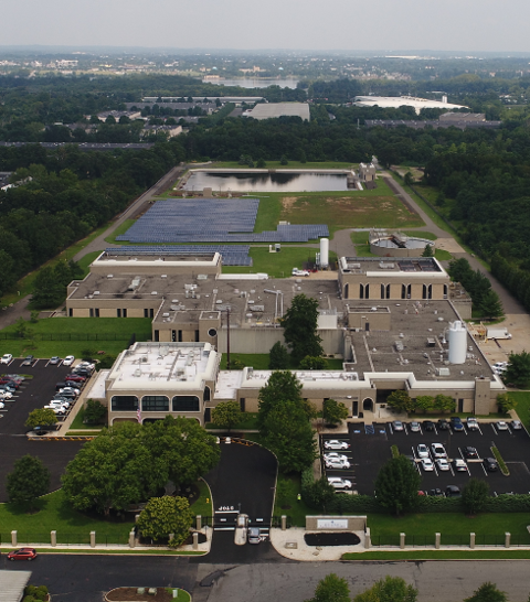 njamwater's tweet photo. Our Delaware River Plant is not impacted by the chemical spill that occurred in Bristol, PA. However, we’re asking customers in Burlington, Camden and Gloucester Counties to voluntarily reduce unnecessary water usage for the next 24 - 48 hours. Learn more: https://t.co/IjMIGIdFQY https://t.co/TwMO2xsNDE