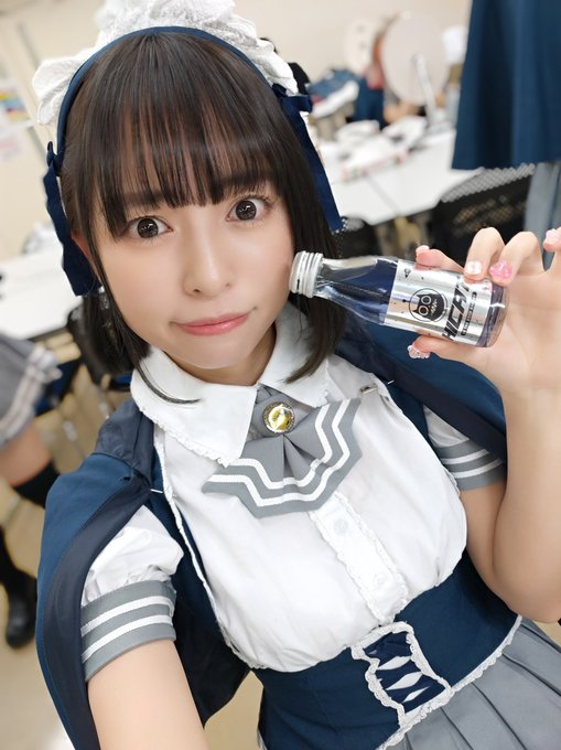 寺坂ユミ