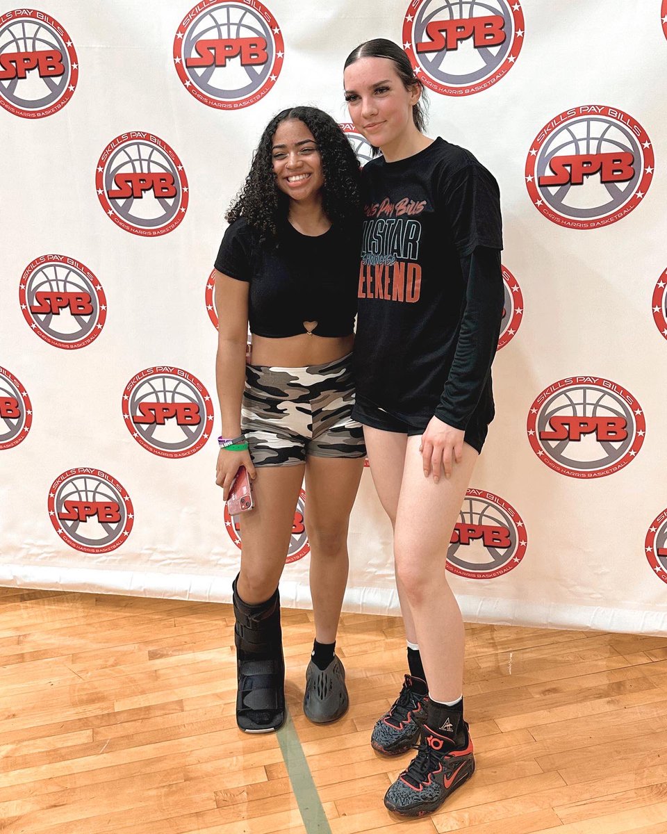 LADYCATS_BALL's tweet photo. Enjoyed watching you play today at the @skillspaybills_ all star game. You will be missed next year, Fi! We are so proud of you!! https://t.co/s1g9PDBlAv
