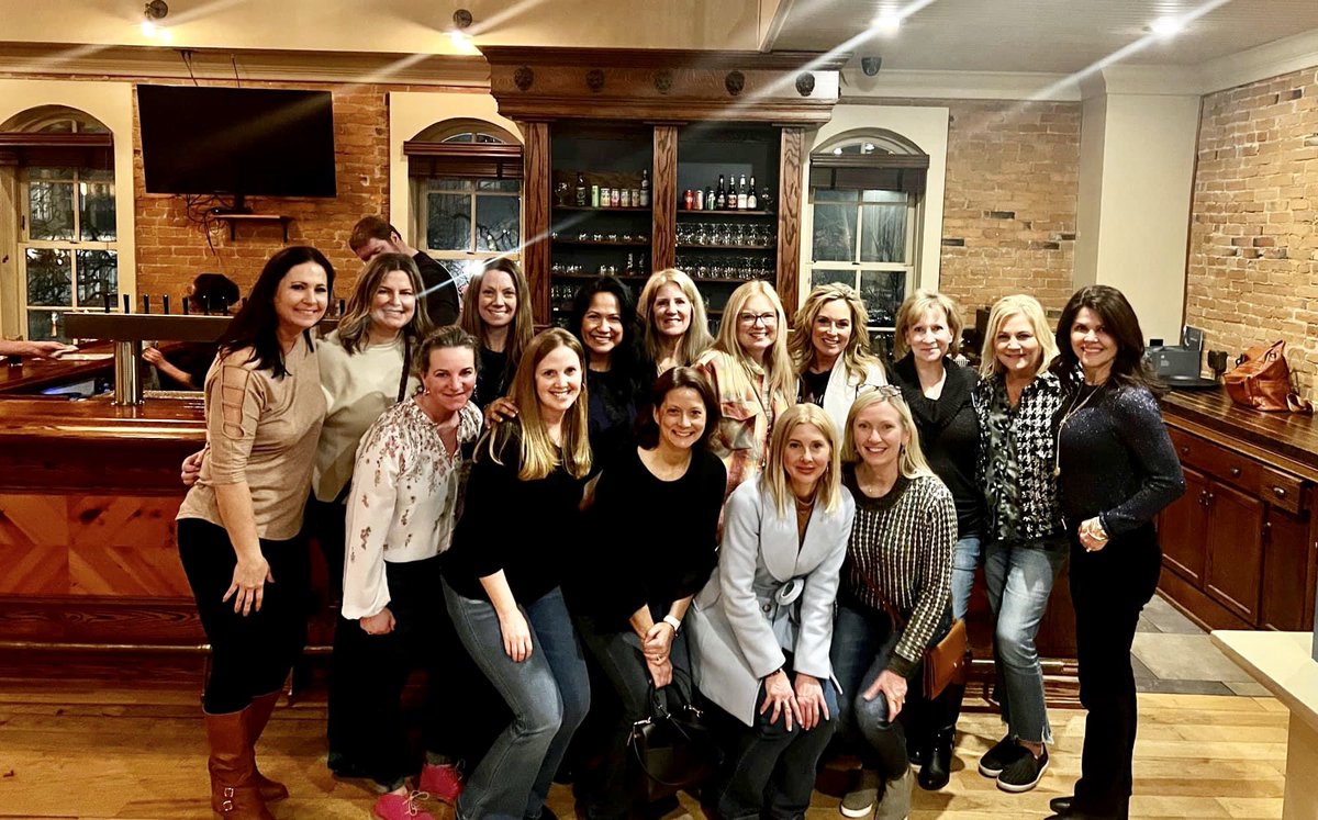 DCCMothersClub's tweet photo. Our Brewery Social Night Out at Brewery Becker hosted by the Shamrock Circle was a total success! Thank you to everyone who attended. Special Thanks to our wonderful Committee’s Chairs, Ann and Roxana for planning all the wonderful events throughout this school year.  💙☘️⭕️ https://t.co/Rk0yNPgvER