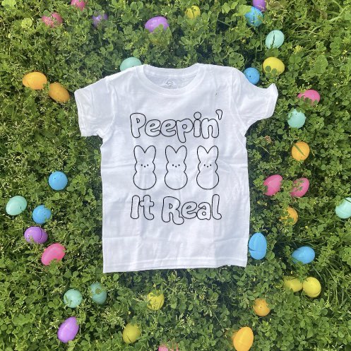 justsome_blonde's tweet photo. It costs nothing to retweet&amp;help out a stranger 💕
I’m making colorable shirts for Easter!  These can be colored&amp;washed multiple times with washable markers, or use permeant markers or fabric paint for an everlasting memory
$15+$7 shipping
Customizable&amp;I can do different designs! https://t.co/uAVwQLXE5C