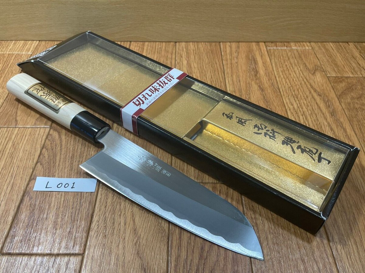 MauiNew's tweet image. Unused Japanese Kitchen Knife Hocho SANTOKU from JAPAN 165/305mm L013
ebay.com/itm/2349417654…
#Japanesetools
#sushilover
#kitchenknife
#japanesemade
#kitchenhelper
#gooditem
#vintagelover
#onlyinJapan
#chef
#cook
#sashimi