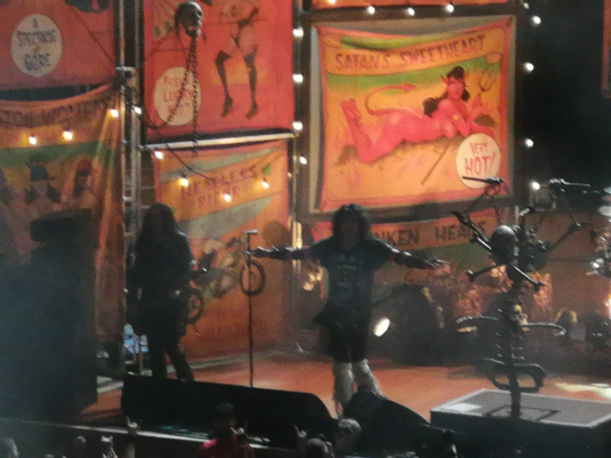 Cradgyboy's tweet photo. Fantastic to see @WASPOfficial again @UlsterHall Belfast. 40 Years and counting!! #BelfastRocks 🎶🎸☘️ https://t.co/azsap82gIo