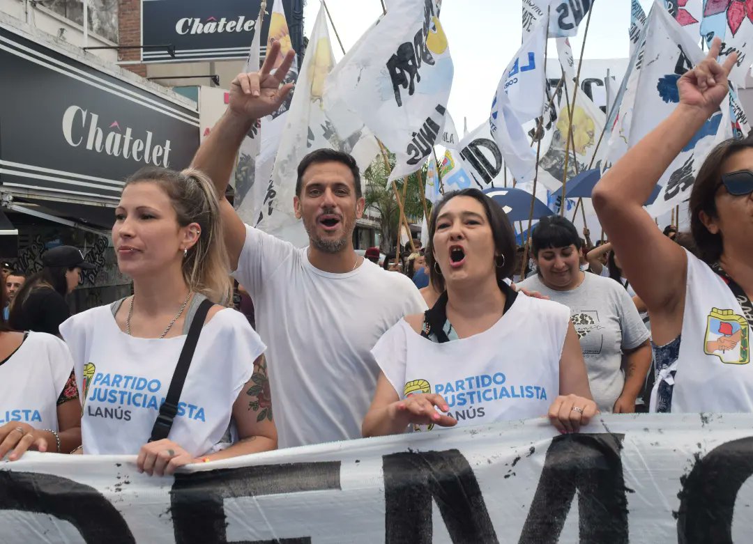 PJLanus_oficial's tweet photo. #MemoriaVerdadyJusticia en Lanus
Marchamos por las y los 30mil compañeros detenidos desaparecidos que han soñado y militado por una patria más justa, libre y soberana.
#PJLanus #DemocraciaSinMafias https://t.co/WCqsyPhgBj