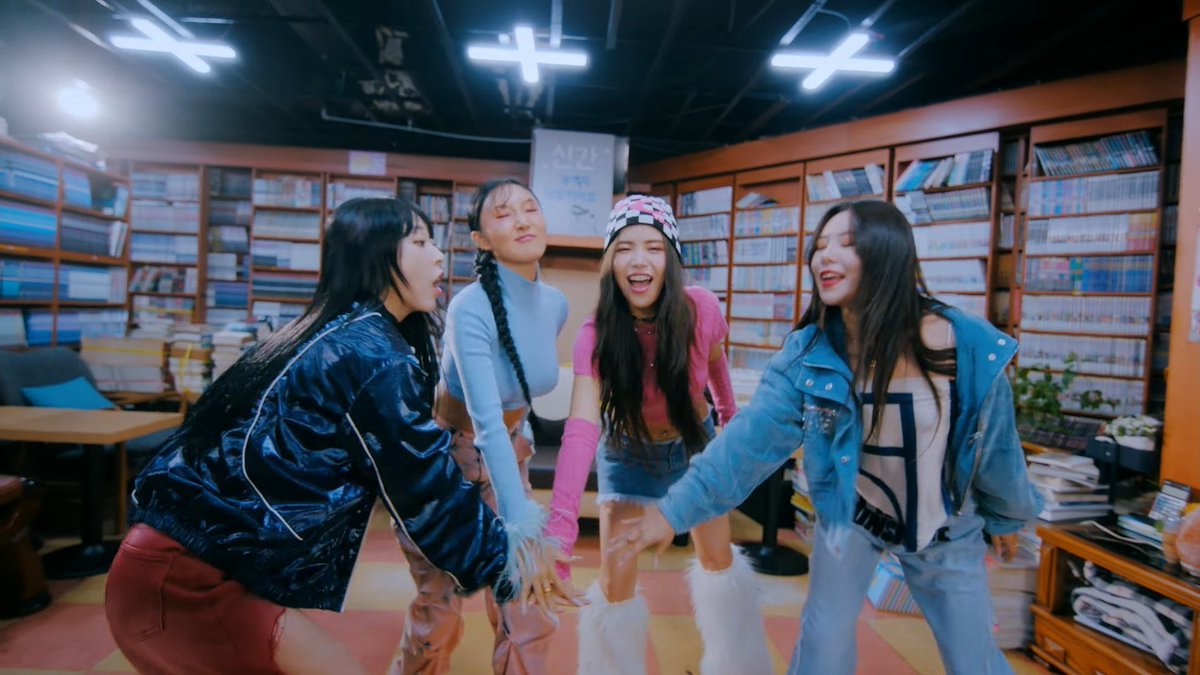 ElRabanoDeMMM's tweet photo. 🚨 TENDENCIA 🚨

Usen los  # para pedir a Mamamoo en México y Latinoamérica🔥: 

#MY_CON_MEXICO
#MY_CON_LATINOAMERICA
¡QUEREMOS CONCIERTO DE MAMAMOO!

Recuerda etiquetar a @RBW_MAMAMOO! https://t.co/j2f0NuPOHC