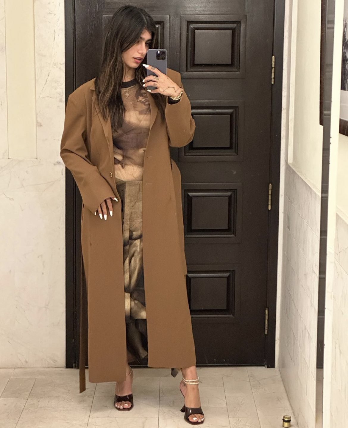 Mia K. on X: RT @badestoutfit: mia khalifas sharing some looks and i am  here for it t.coiZAEMYzlMr  X