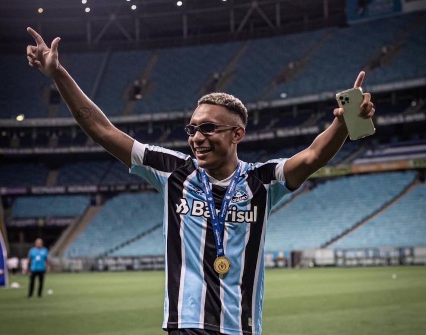 Grêmio: Veja e conheça mais sobre Wesley Pomba, Atacante de 100 milhões de  euros