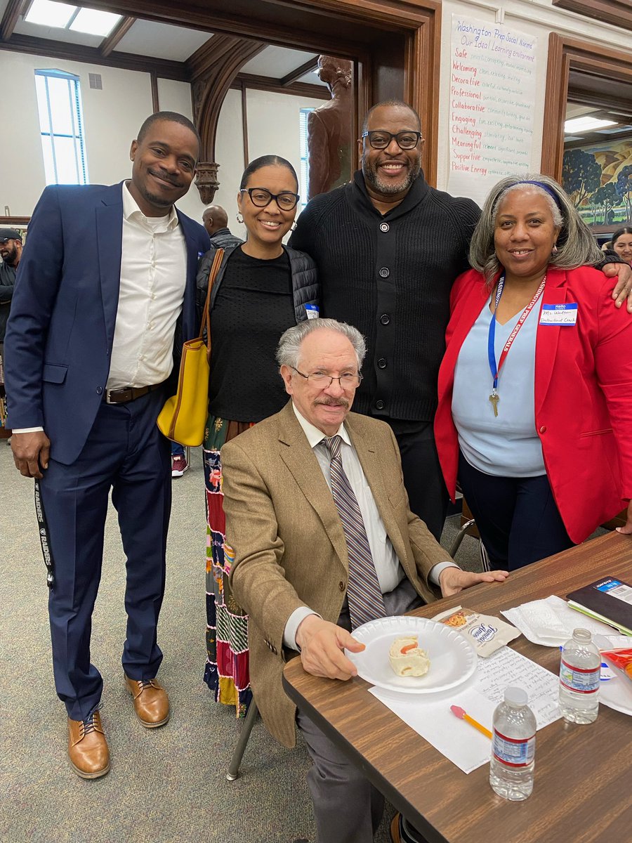 Board District 1, Dr. McKenna and his WPHS Generals~ Teacher/Coordinator, Assistant Principal, Former WPHS Principal/COSA and HEET COSA together for WASC 2023 at Washington Prep.