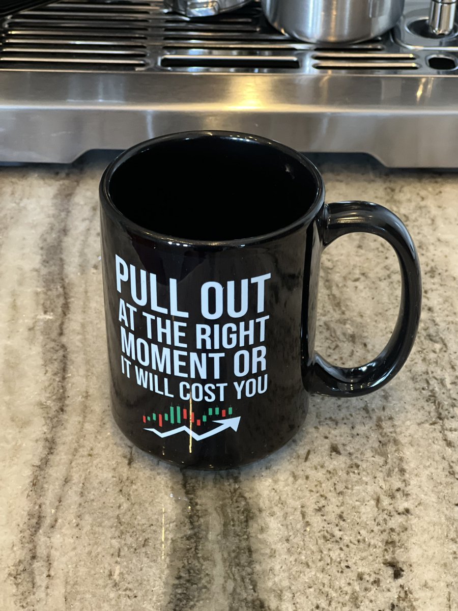 صباح الخير عليكم جميعاً 🌹
صيام مقبول وعمل مبرور بإذن الله

🟧 مازلنا متصدرين بأسهمنا الشاشة الفضية والحمدلله ⬆️

سهم عاجبني راح نطرحه بعد قليل 😍 
هااات رتويت ونشوف عدد الصاحيين معانا هل يستحق الطرح ؟