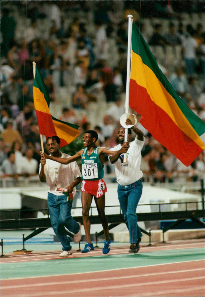biniamhirut's tweet photo. Haile Gebreselassie winner of 10,000m 1997 https://t.co/sMiSCQmenD