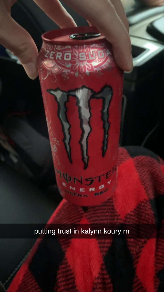 kozzytwitch's tweet photo. @kalynnkoury i trust you https://t.co/bgP7pVEot8