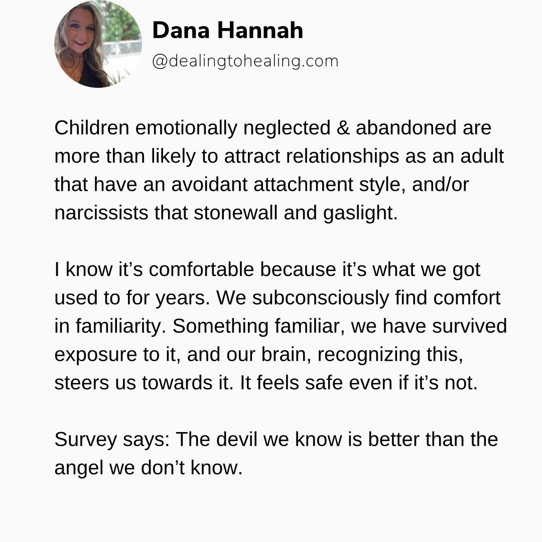 dealing2healing's tweet photo. Familiarity = Comfort 

#dealingtohealing #healing #healingjourney #emotionallyunavailable #abandoned #toxicfamily #toxicrelationships #comfort #familiar #narcissisticfamilies #narcissist #stonewall #avoidantattachment https://t.co/SWqxO5d6KM