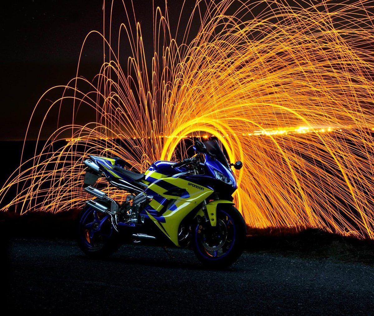 gamma498's tweet photo. These photos came up on my FB memories from 2011, it was amazin watchin light painting being done on my bike by a very talented fella. Can’t believe it was 12 years ago! #lightpainting #longexposure #spondon #RG500 #Gamma #2stroke #ningster https://t.co/W5P0dVJVhC