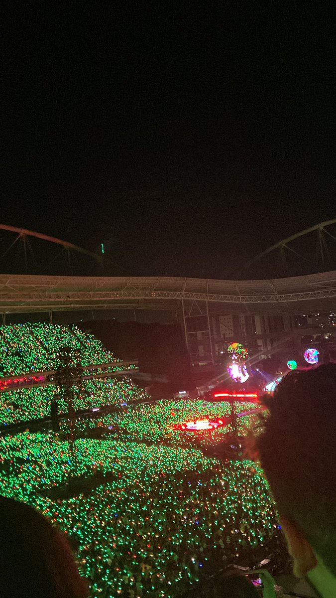 Jeniferprof's tweet image. #Coldplay #Engenhao Que show!