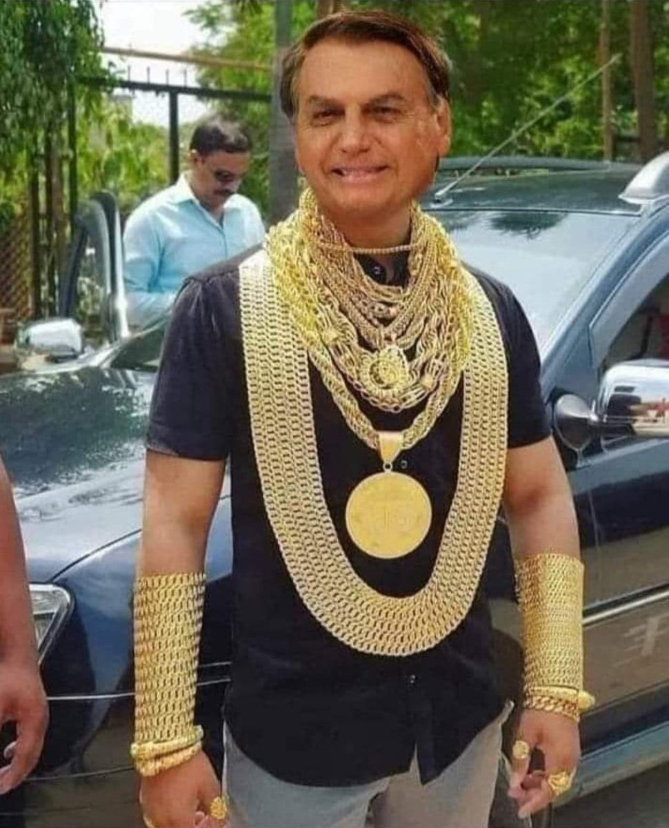 LulaBr1313's tweet photo. @AnaMari36840778 @BolsonaroSP Só tá piorando pro lado da familicia kkkk https://t.co/C42ZcyEINI