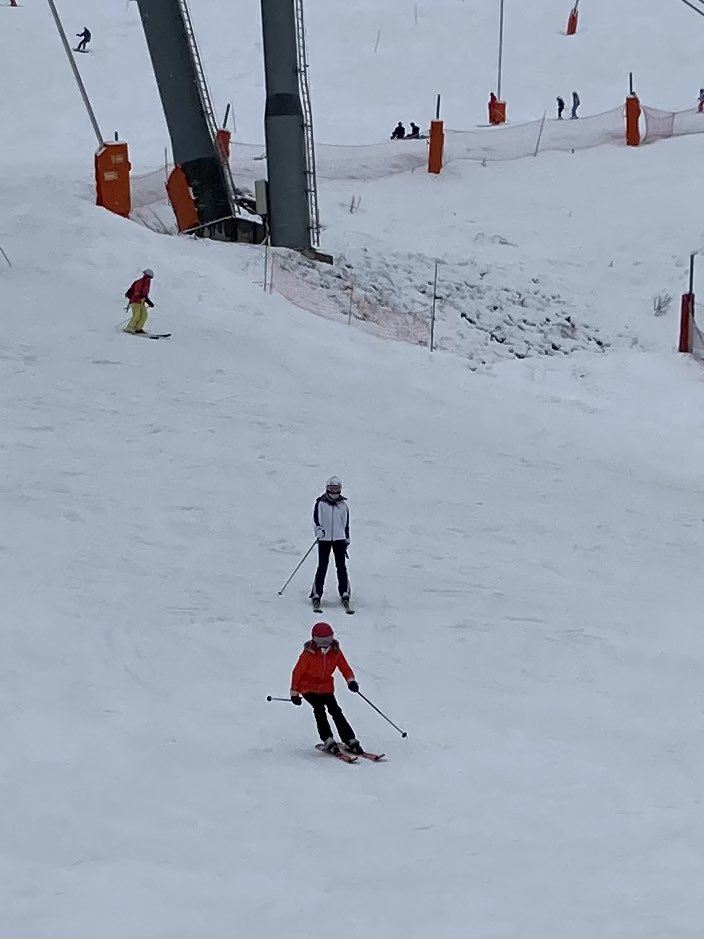 Tudor Hall Ski trip 2023! Les Menuires! Everyone skiing and lots of snow #tudorhallgirlscan #snowsports #everyonegivingitago <a href="/TudorHallSport/">Tudor Hall Sport</a>